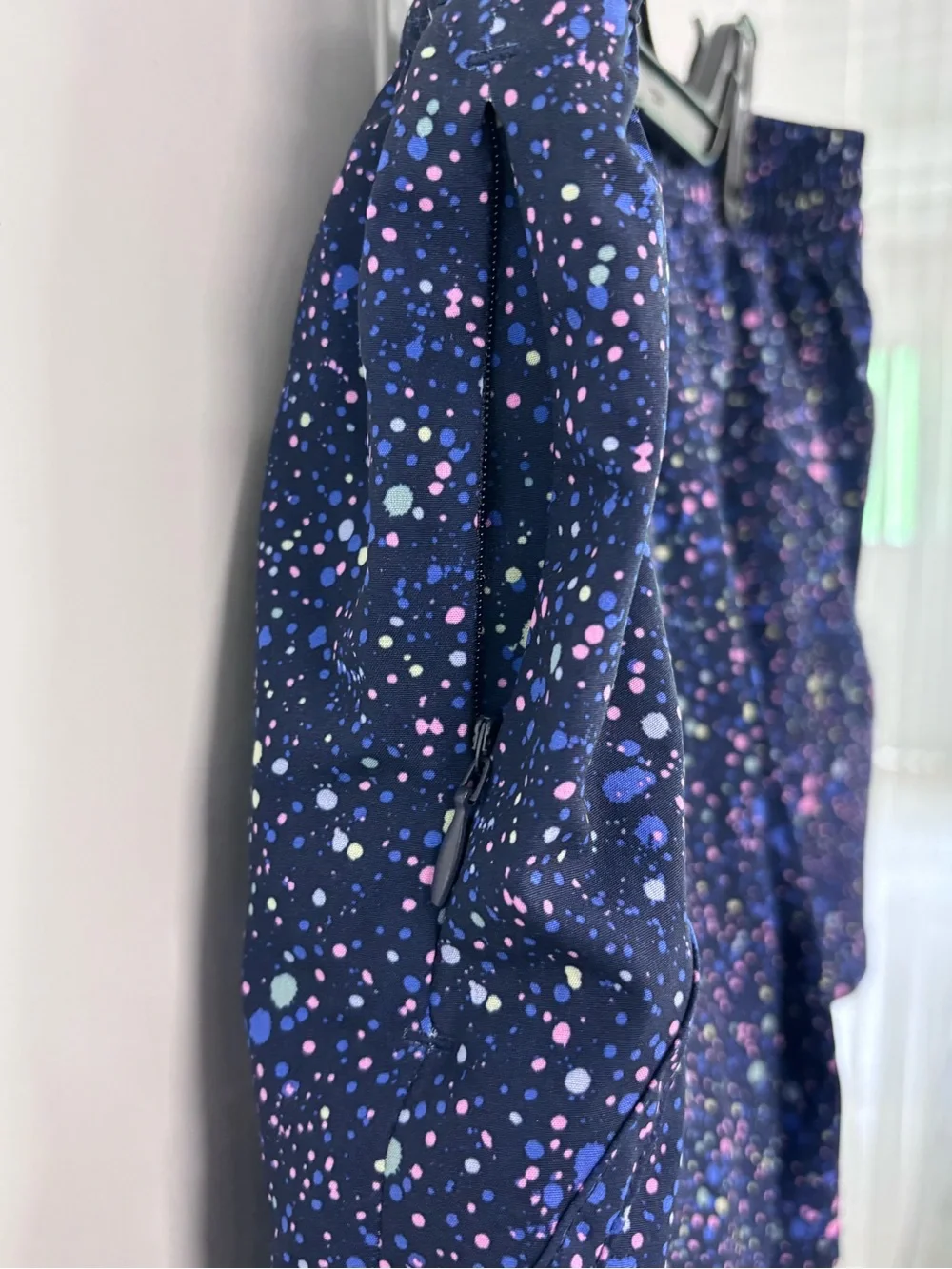 GapFit Athletic Shorts Girls  XXL Navy Blue Multi Color Paint Splatter Pockets